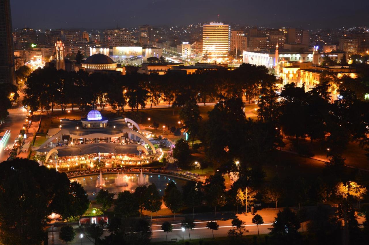 Belux Hotel Tirana Exteriér fotografie